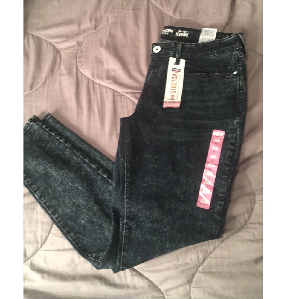 Denizen Levi's low rise skinny jeans